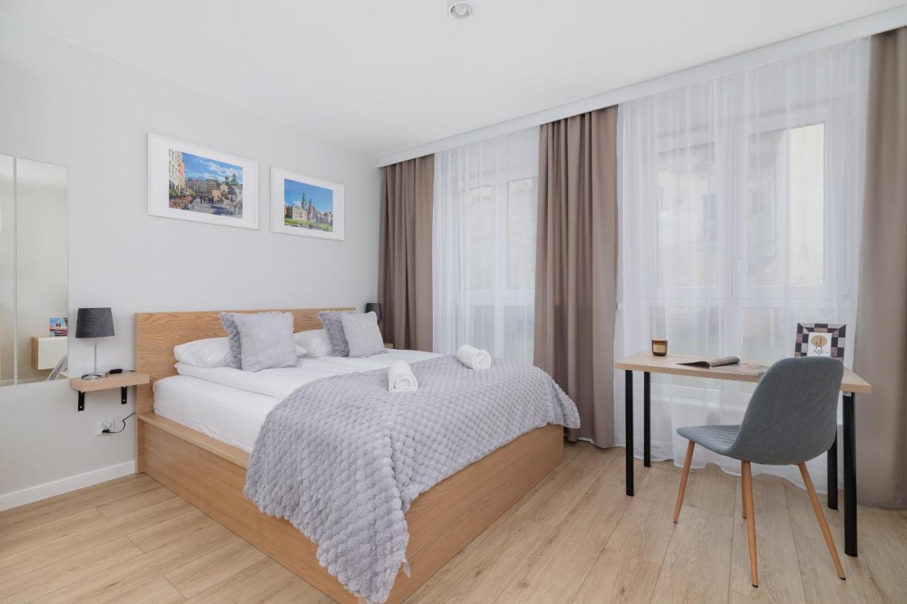 City Studio With Ac Czarnowiejska By Renters Krakow Exterior photo
