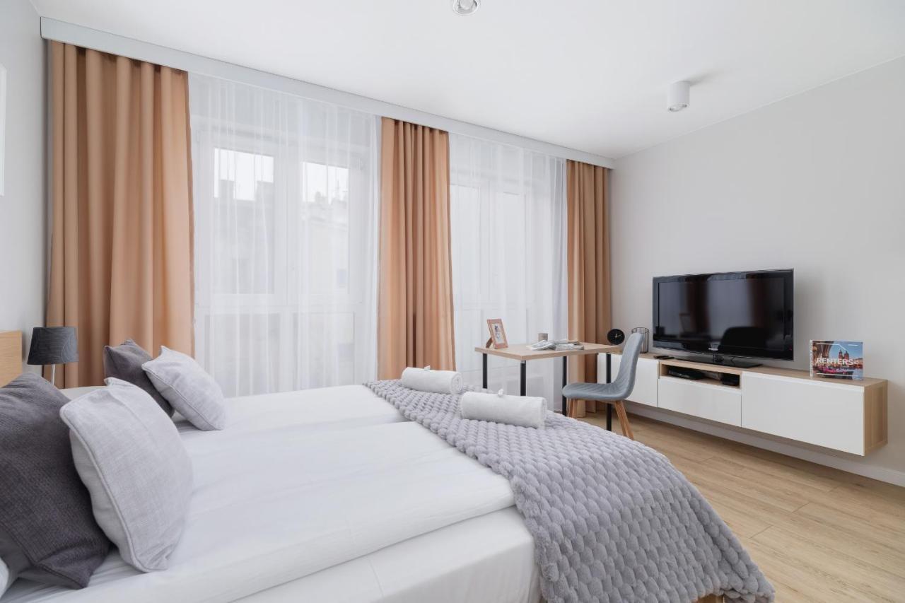 City Studio With Ac Czarnowiejska By Renters Krakow Exterior photo