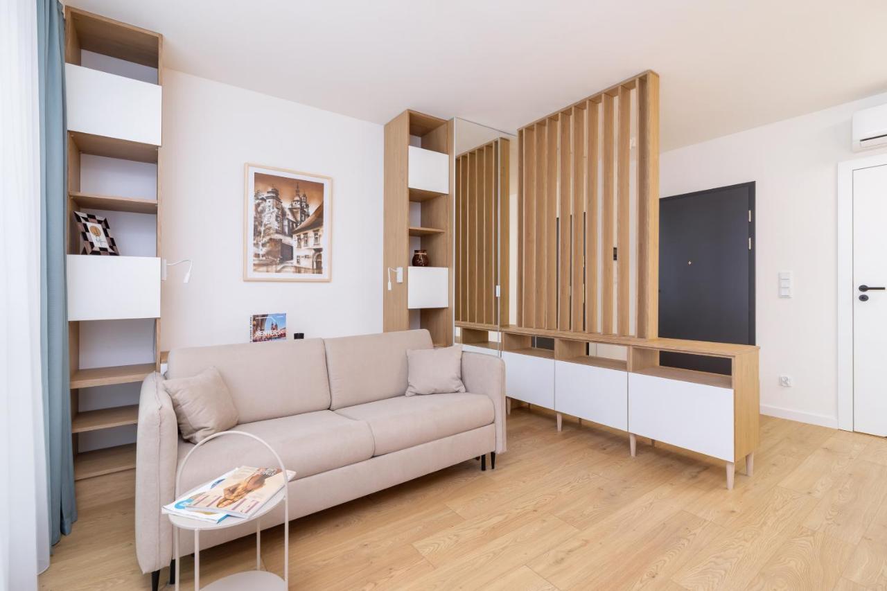 City Studio With Ac Czarnowiejska By Renters Krakow Exterior photo